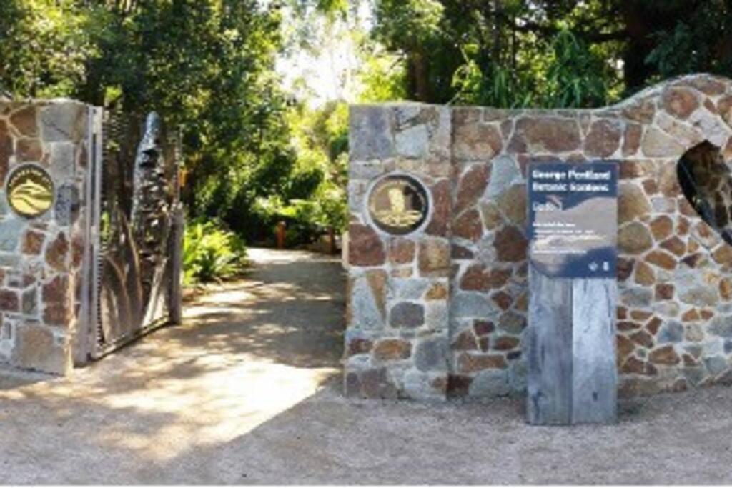 Botanical Oasis Villa Frankston Exterior photo